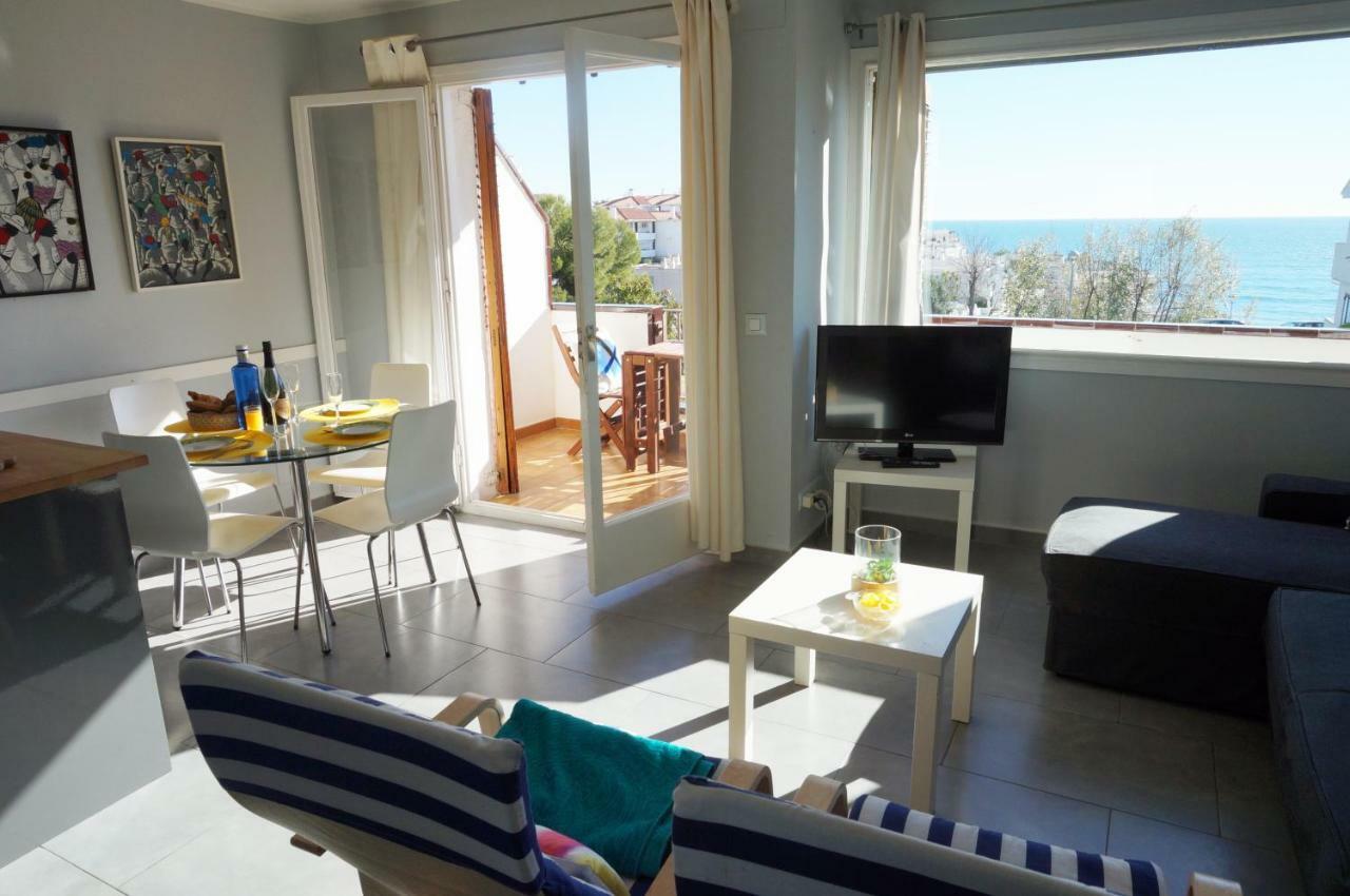 شقة Cala Balmins Sea View سيدجيس المظهر الخارجي الصورة